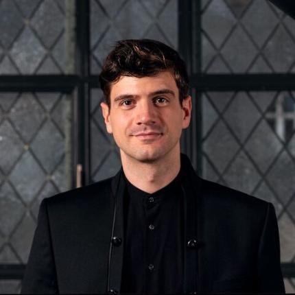 Pianist Benedict Ofner