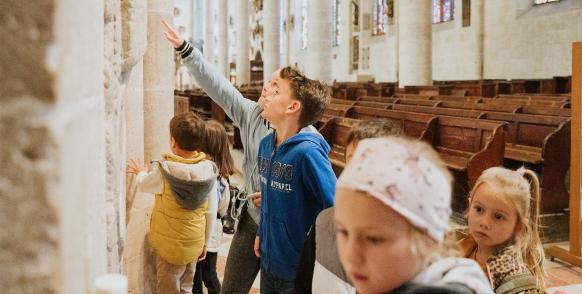 Kinder im Münster
