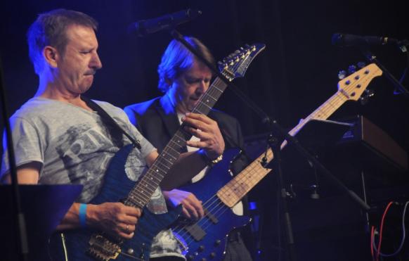 Rockband Friends bei der Oldie Night Weißenhorn