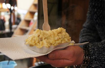 Eine Portion Käsespätzle