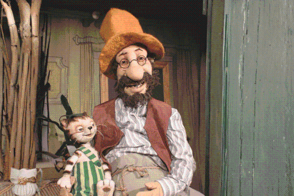 Findus und Pettersson sitzen nebeneinander