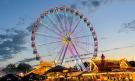 Riesenrad bei Abenddämmerung