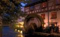 Ulmer Altstadt am Abend mit Beleuchtung