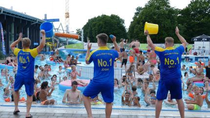 Zephrus Discoteam unterhaltet Publikum