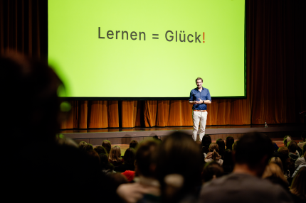 J&uuml;rgen M&ouml;ller