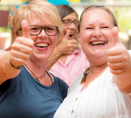 Wieder alles richtig gemacht! <br/>Mit Anerkennung für sich selbst und die Anderen und den Taschen voller Lachen geht es uns besser.