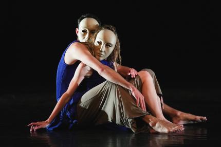 Companie: Irene K<br/>Choreografie: Irene Kalbusch<br/>Tanz: Jessica Van Cauteren, Corentin Milosevic